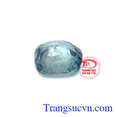 Viên Zircon hộ mệnh thiên nhiên có giấy kiểm định uy tín.