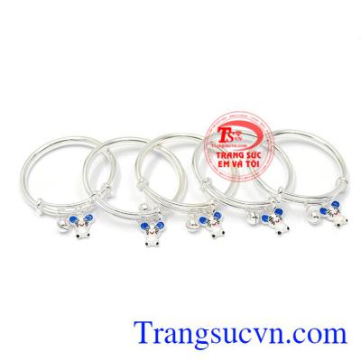 Vòng bạc trẻ em xinh xắn