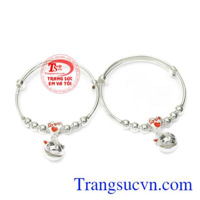 Vòng bạc trẻ em yêu thương