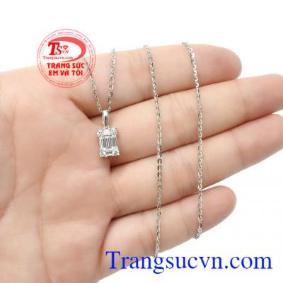 Trang sức dây chuyền và mặt dây là những loại trang sức phụ kiện không thể thiếu của người phụ nữ,Bộ dây nữ vàng trắng thanh lịch