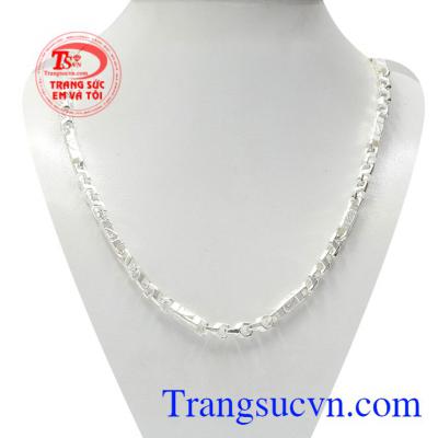 Dây chuyền bạc nike tinh tế là sản phẩm thời trang giúp cho phái mạnh thể hiện cá tính, khẳng định phong cách.