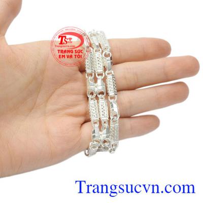 Dây chuyền bạc thành đạt giao hàng toàn quốc, uy tín hàng đầu.