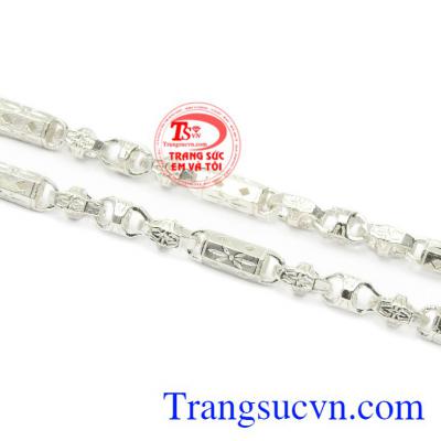 Sản phẩm phù hợp với nhiều lứa tuổi, có thể làm quà tặng cho người thương.