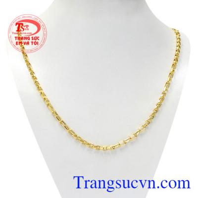 Dây chuyền vàng nam thành công được thiết kế mới mẻ mang lại phong cách thời trang cho nam giới.