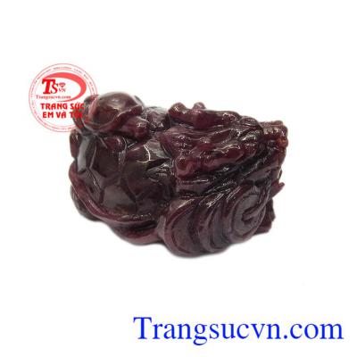 Long quy ruby tài lộc được biết đến là một linh vật có thật trong truyền thuyết.