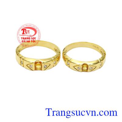 Nhẫn cưới Sapphire vàng bền chặt