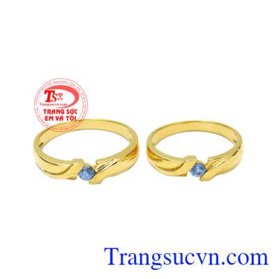 Nhẫn cưới topaz uyên ương