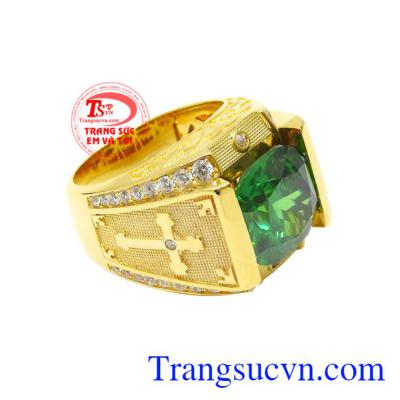 Đôi khi những món trang sức mà mình đeo cũng nói lên được sự thành công của người đàn ông.