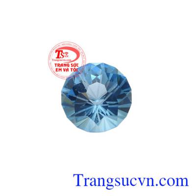 Viên đá Topaz tài lộc được chế tác theo kiểu dáng pháo hoa rực rỡ tạo nét thu hút cho viên đá.