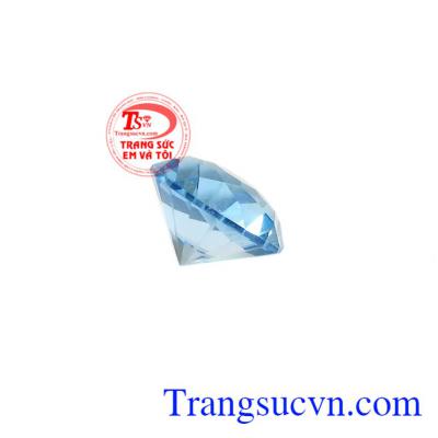 Không những vậy đá Topaz còn mang lại may mắn về tài lộc, sung túc cho người sở hữu. Viên đá Topaz thịnh vượng