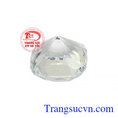 Trong đó,topaz trắng có rất nhiều công dụng với sức khỏe như kích thích hệ thống miễn dịch giúp chữa các bệnh về tiêu hóa.