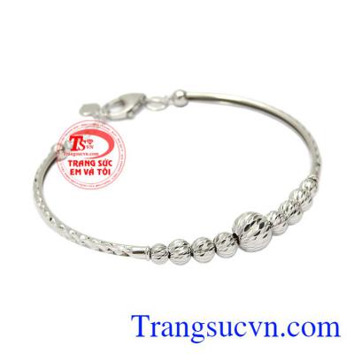Hiện nay mẫu thiết kế bi đang làm mưa làm gió được nhiều phái nữ ưa chuộng và lựa chọn.