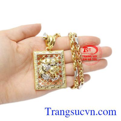 Từ nguồn cảm hứng đó các nhà thiết kế của trang sức Em và Tôi đã cho ra đời bộ sản phẩm mặt dây hổ cao cấp.