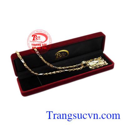 Bộ mặt dây nam thành đạt tinh tế.