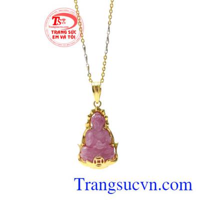 Trong phong thủy, phật A Di Đà là thần hộ mệnh cho những người tuổi Tuất và Hợi mang lại sức khỏe và may mắn cho họ.