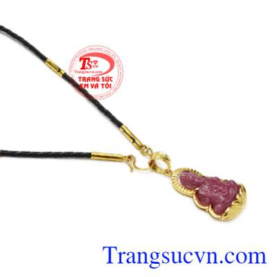 Ngài sẽ luôn bảo vệ chúng sinh, cứu khổ cứu nạn mang đến cho nhân loại một cuộc sống bình an.
