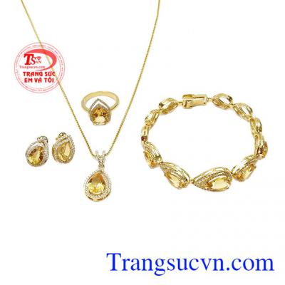 Bộ trang sức thạch anh vàng thịnh vượng