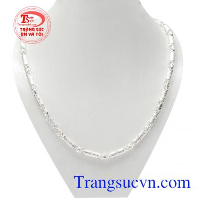 Dây chuyền bạc nam xu hướng