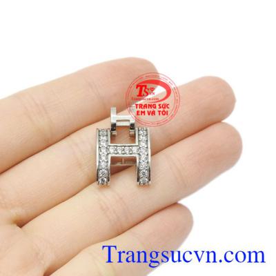 Đây quả là món quà thời trang để dành tặng cho người thân và bạn bè.
