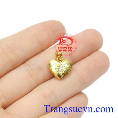 Hãy đến trang sức Em và Tôi để có thể có những mẫu trang sức mới nhất.