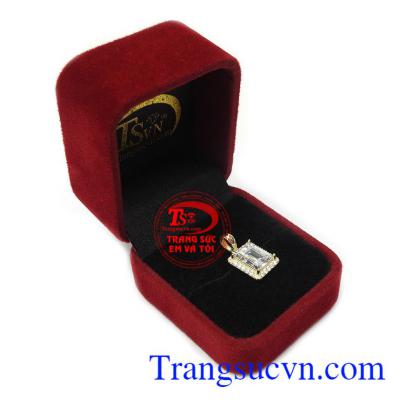 Mặt dây chuyền vàng đính đá bền đẹp, chất lượng, giao hàng toàn quốc.