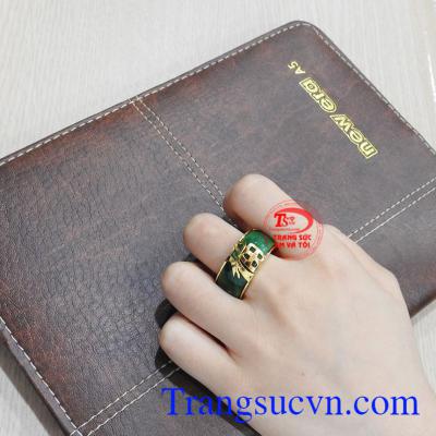 Nhẫn nam chữ Phúc cẩm thạch sẽ là món quà thật ý nghĩa dành tặng cho người thân và bạn bè.