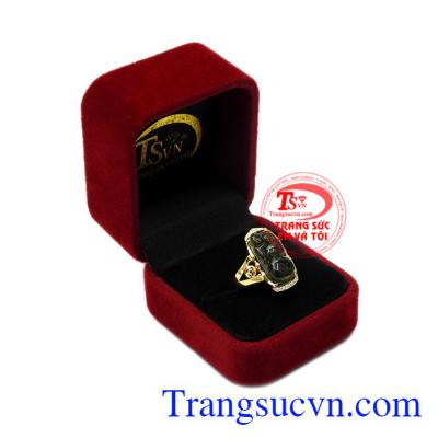 Sản phẩm phù hợp với người mệnh hỏa và mệnh mộc. Nhẫn nữ tourmalin thiên nhiên