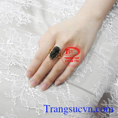 Nhẫn nữ tourmalin thiên nhiên