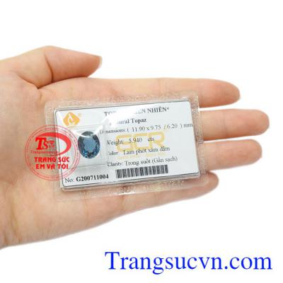 Đá Topaz là viên đá kỉ niệm 4 năm ngày cưới, là món quà ý nghĩa dành tặng cho một nửa của mình.