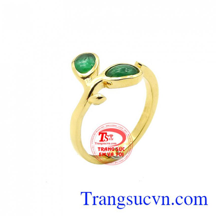 Nhẫn emerald thiên nhiên hạnh phúc