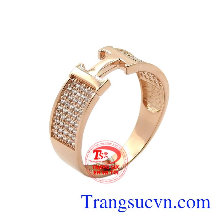 Nhẫn nam vàng hồng chữ H là sản phẩm được nhập khẩu từ Hàn Quốc vàng 18k chất lượng.