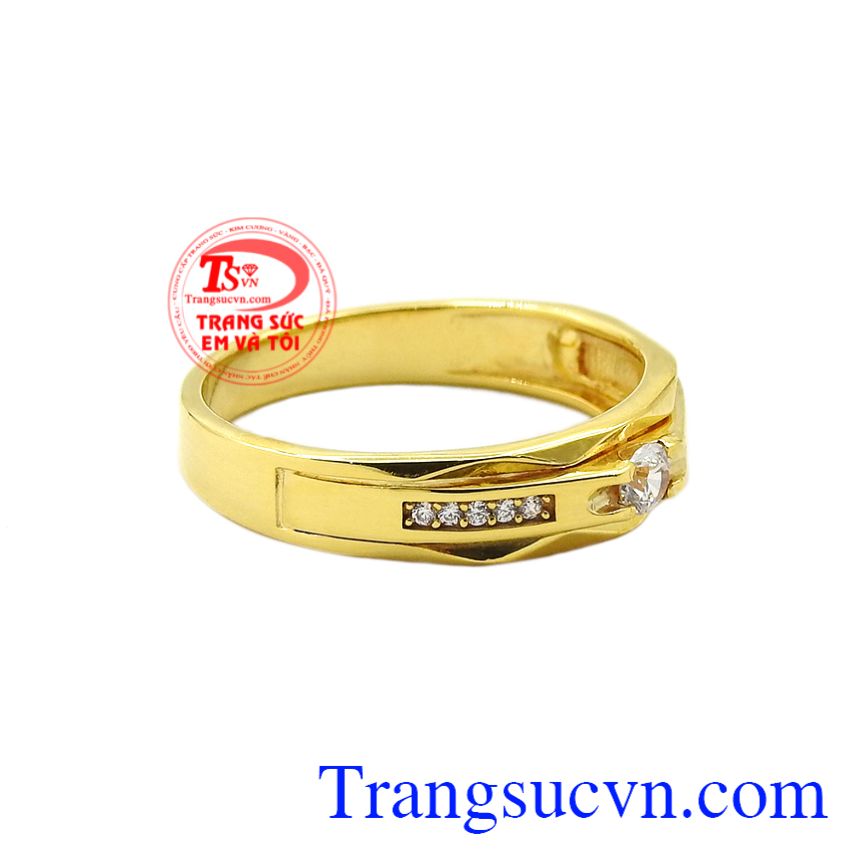 Nhẫn vàng từ lâu đã là sản phẩm trang sức được nhiều người yêu thích và lựa chọn.