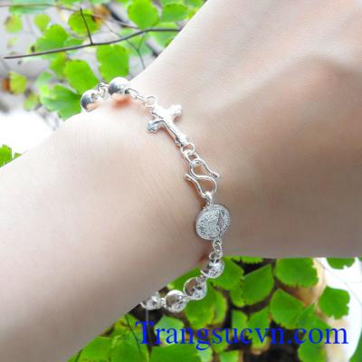 Chuỗi mân côi bạc đẹp