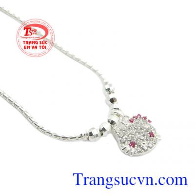 Sản phẩm bền đẹp, thích hợp làm quà tặng sinh nhật, hay các ngày lễ cho bé. Dây chuyền hello kitty đẹp