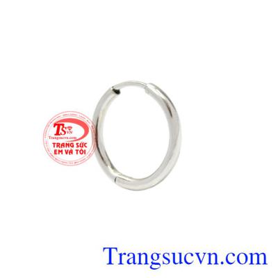 Hoa tai vàng trắng phong cách đang là xu hướng được rất nhiều khách hàng yêu thích và lựa chọn.