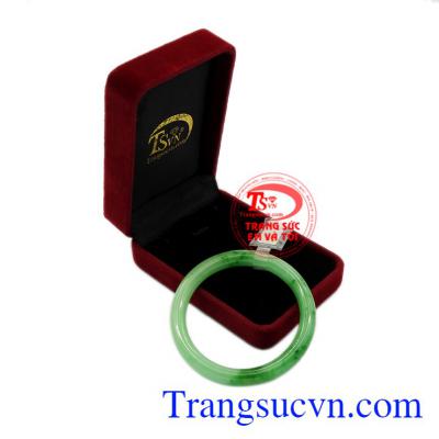 Vòng đá quý cẩm thạch giao hàng nhanh trên toàn quốc.