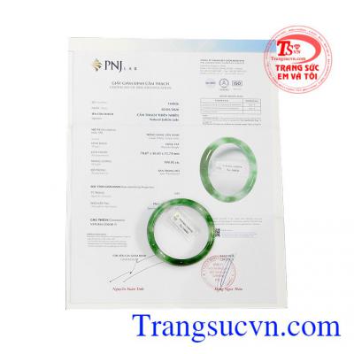 Ngọc cẩm thạch hợp mệnh mang đến cho người dùng được may mắn và thịnh vượng. Vòng ngọc jadeite tài lộc