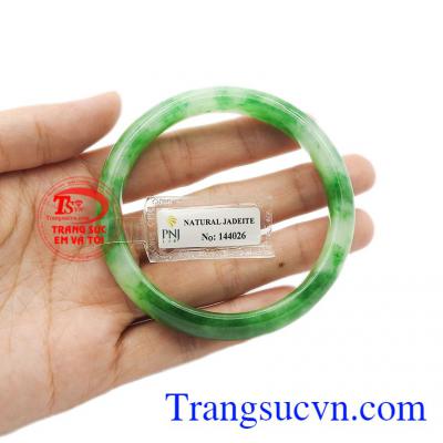Vòng ngọc jadeite tài lộc có giấy kiểm định đá quý, bảo hành toàn quốc.