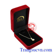 Bộ mặt dây thuần khiết
