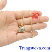 Bộ mặt dây vàng nữ tính xu hướng dành cho các cô nàng hiện đại.