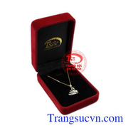 Bộ mặt thiên nga duyên dáng