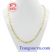 Dây chuyền nam khúc thời thượng là sản phẩm mới của thương hiệu trang sức Em và Tôi chế tác độc đáo.