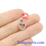 Mặt dây chuyền trái tim xinh xắn vàng 14k bảo hành uy tín, chất lượng.
