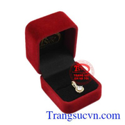Mặt dây nữ thuần khiết