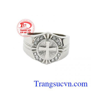 Nhẫn nam thánh giá đẹp mang phong cách vừa nam tính, vừa phong độ.