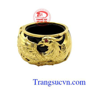 Phượng hoàng là loài chim trong truyền thuyết quý hiếm chúng là biểu tượng cho sự sung túc và giàu có.