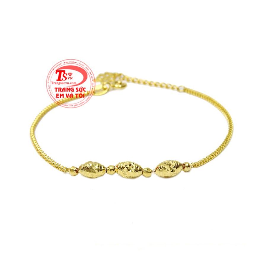 Lắc tay nữ vàng yêu kiều vàng 10k là sản phẩm tôn lên nét dịu dàng, sang trọng và duyên dáng cho phái đẹp.