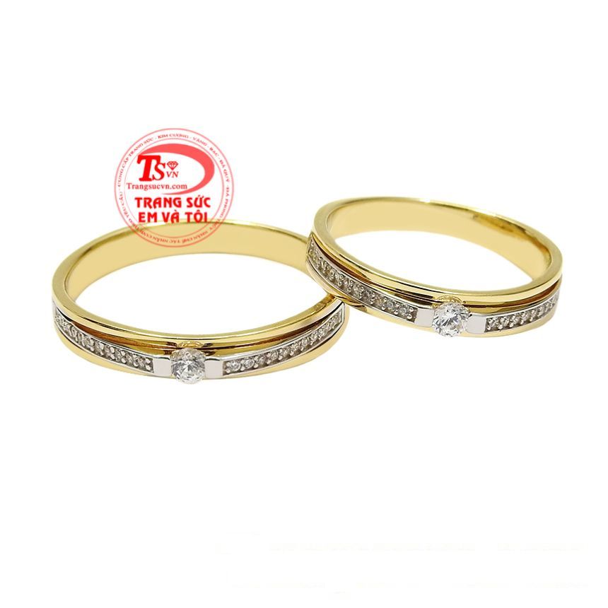 Nhẫn cưới vàng hạnh phúc đôi lứa được nhập khẩu Hàn Quốc hợp thời trang. 
