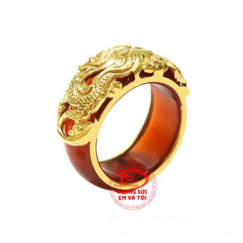 Nhẫn ngọc bọc rồng vàng đẹp