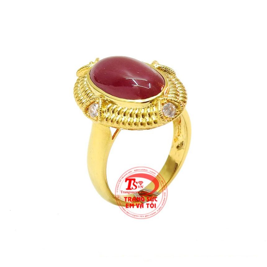 Nhẫn nữ ruby đẳng cấp với thiết kế sang trọng và quý phái.
